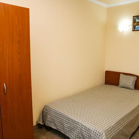 Hotel Bulgaria Кырджали Номер фото